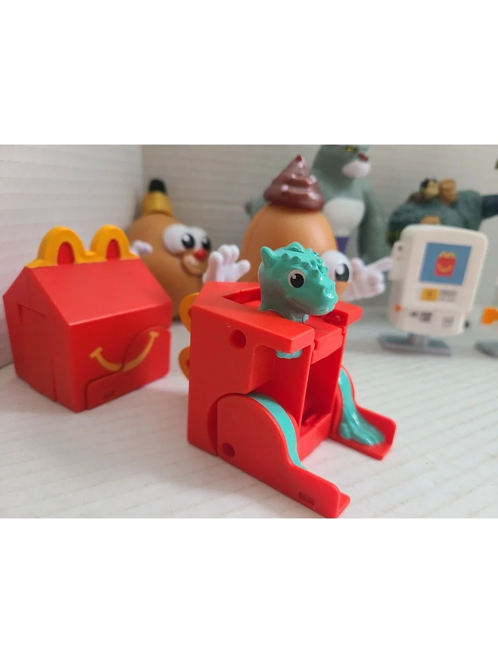 Lot of 9 Various Fast Food Toys - Potato Head, McDonalds, Burger King